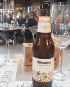 Cerveza Alhambra bien fría